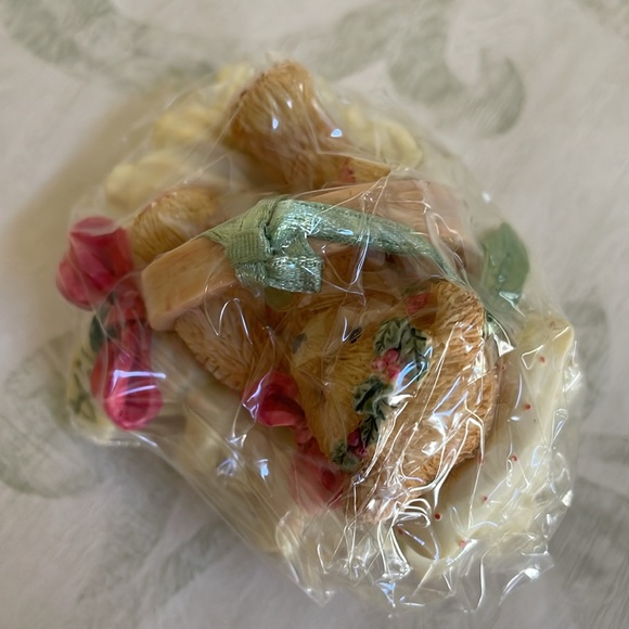 2/$15 CHERISHED TEDDIES BEARY CHRISTMAS 617253 - Picture 5 of 9